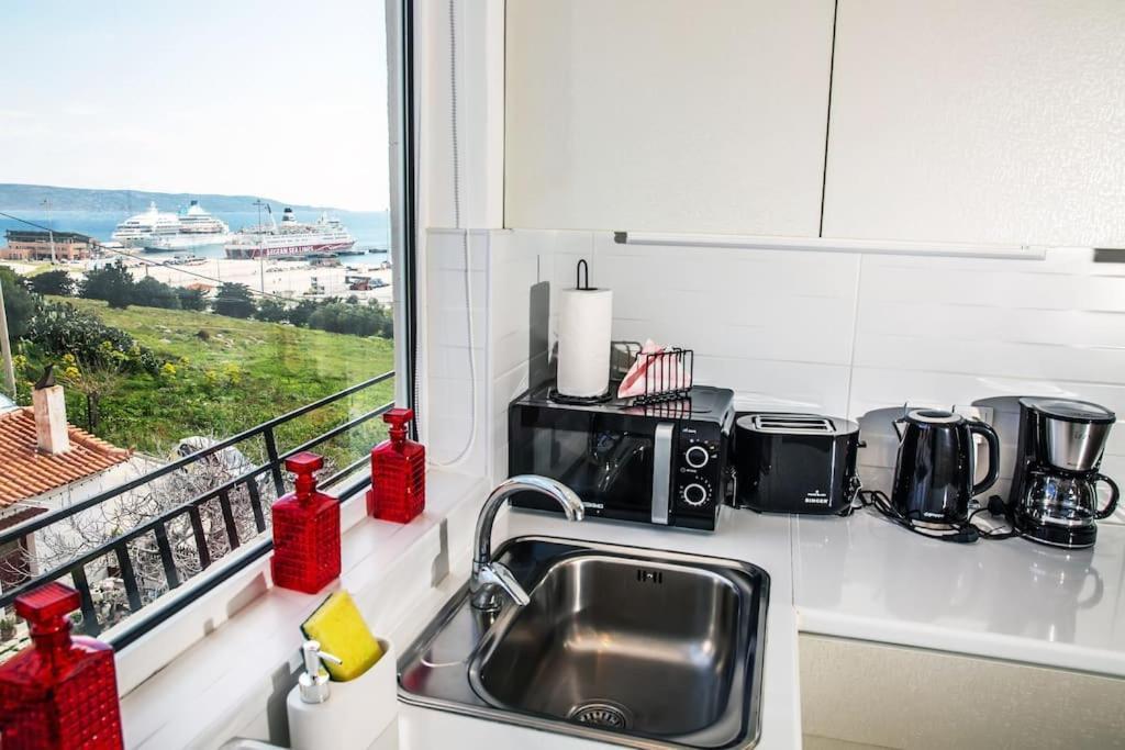 Appartement Seafront Central Apt In Lavrio Extérieur photo